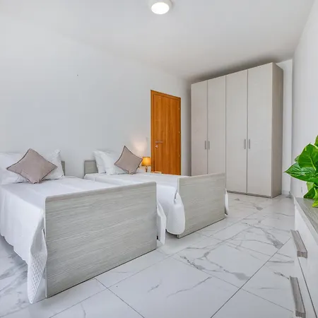 公寓 New! Sant Anna Residences, 2 By Sf Homes *