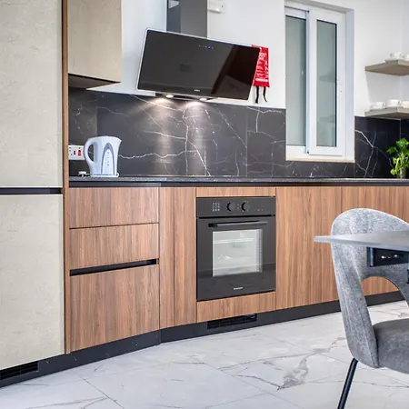 아파트 New! Sant Anna Residences, 2 By Sf Homes