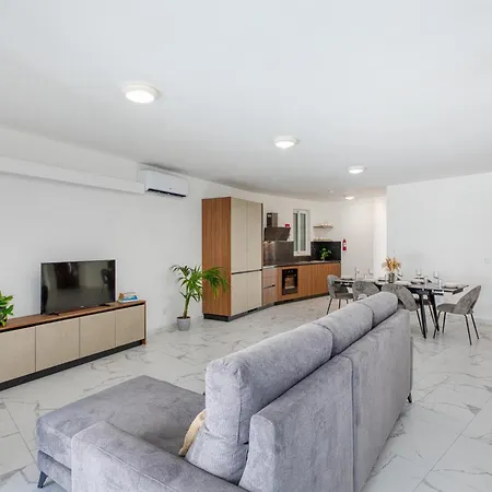 New! Sant Anna Residences, 2 By Sf Homes * 马尔萨斯卡拉